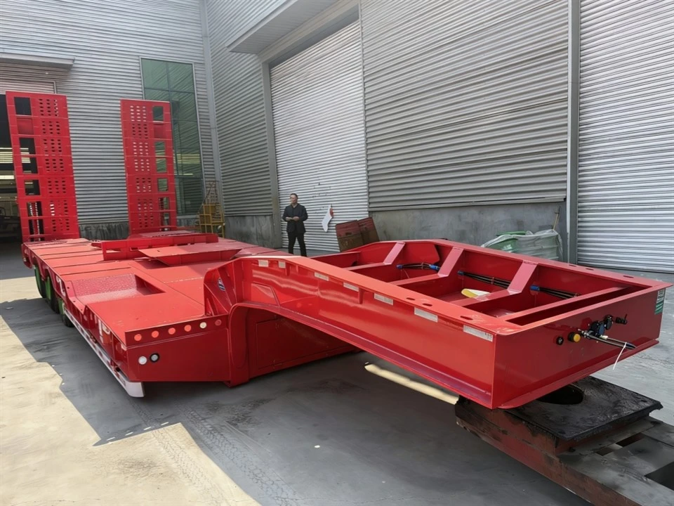 Concave-beam Low-bed Semi-trailer
